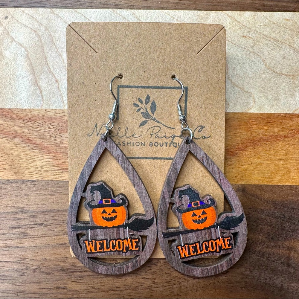 Halloween Wooden Earrings Welcome Jack-O-Lantern Pumpkin Witch Fall